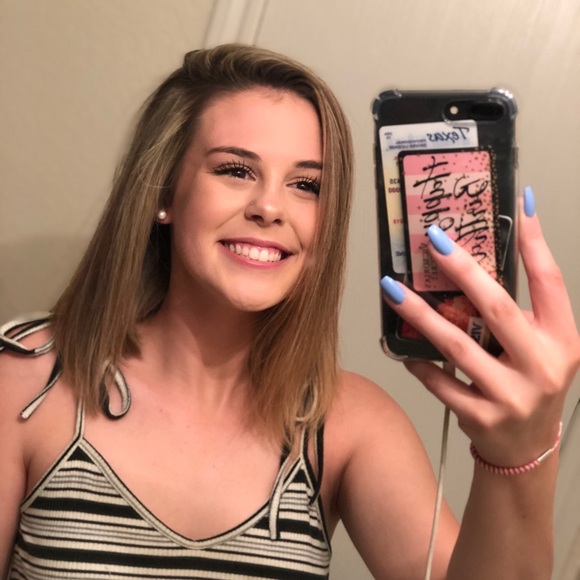 Meet your Posher, Allison - Picture 1 of 1